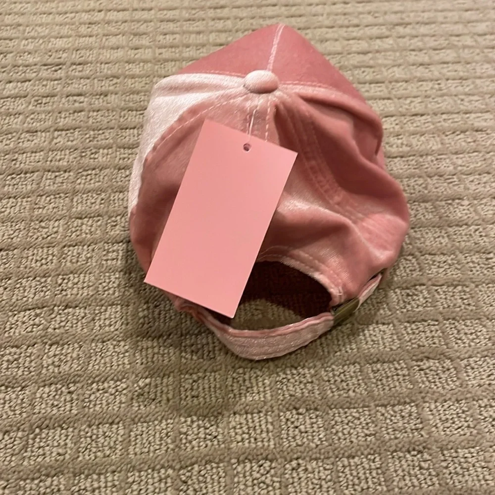 Juicy Couture velvet baseball  cap